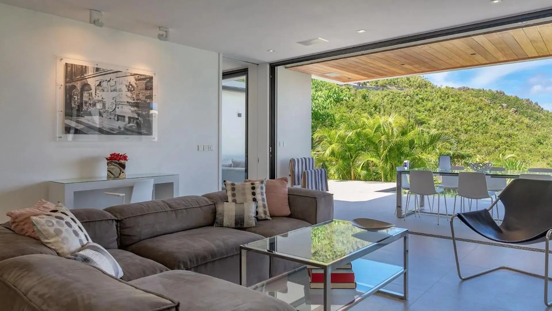 Sleek Caribbean Home With Heated Pool 古斯塔维亚 0*,