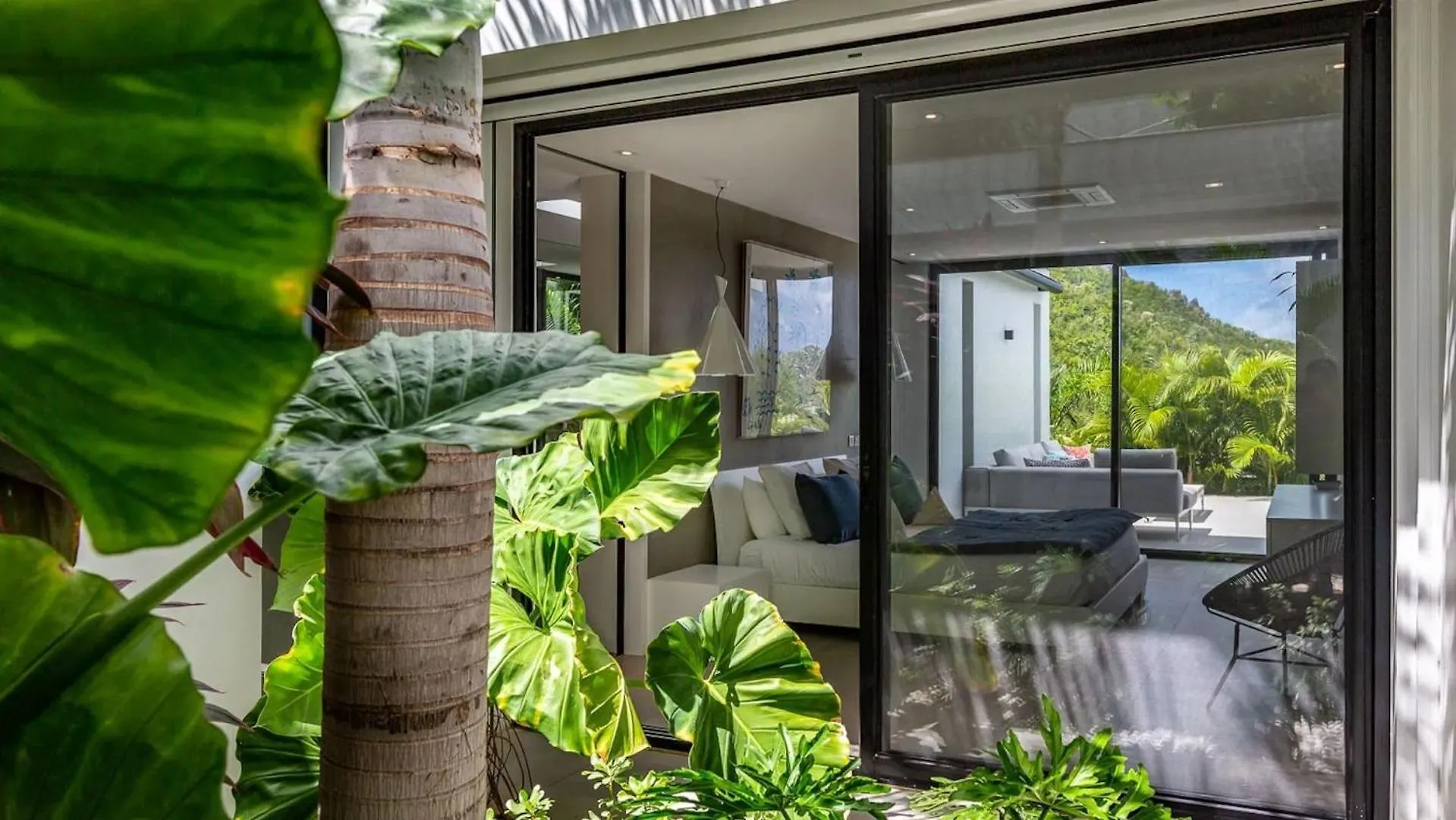 Sleek Caribbean Home With Heated Pool グスタビア 0*,  サン・バルテルミー島